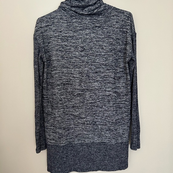 GAP Gray Cowl Neck Sweater - Picture 3 of 4